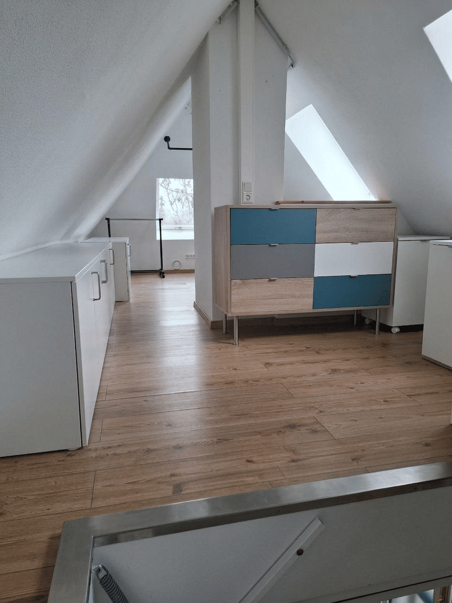 Exklusive vollmöbilierte Wohnung in sanierter Jugendstilvilla – München Lochhausen – München – Vorschaubild 5