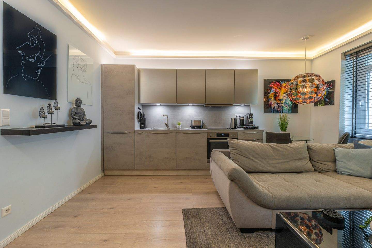 Luxuriös, vollmöbliert, zentral - schickes Apartment in Berlin-Mitte – Berlin – Vorschaubild 5