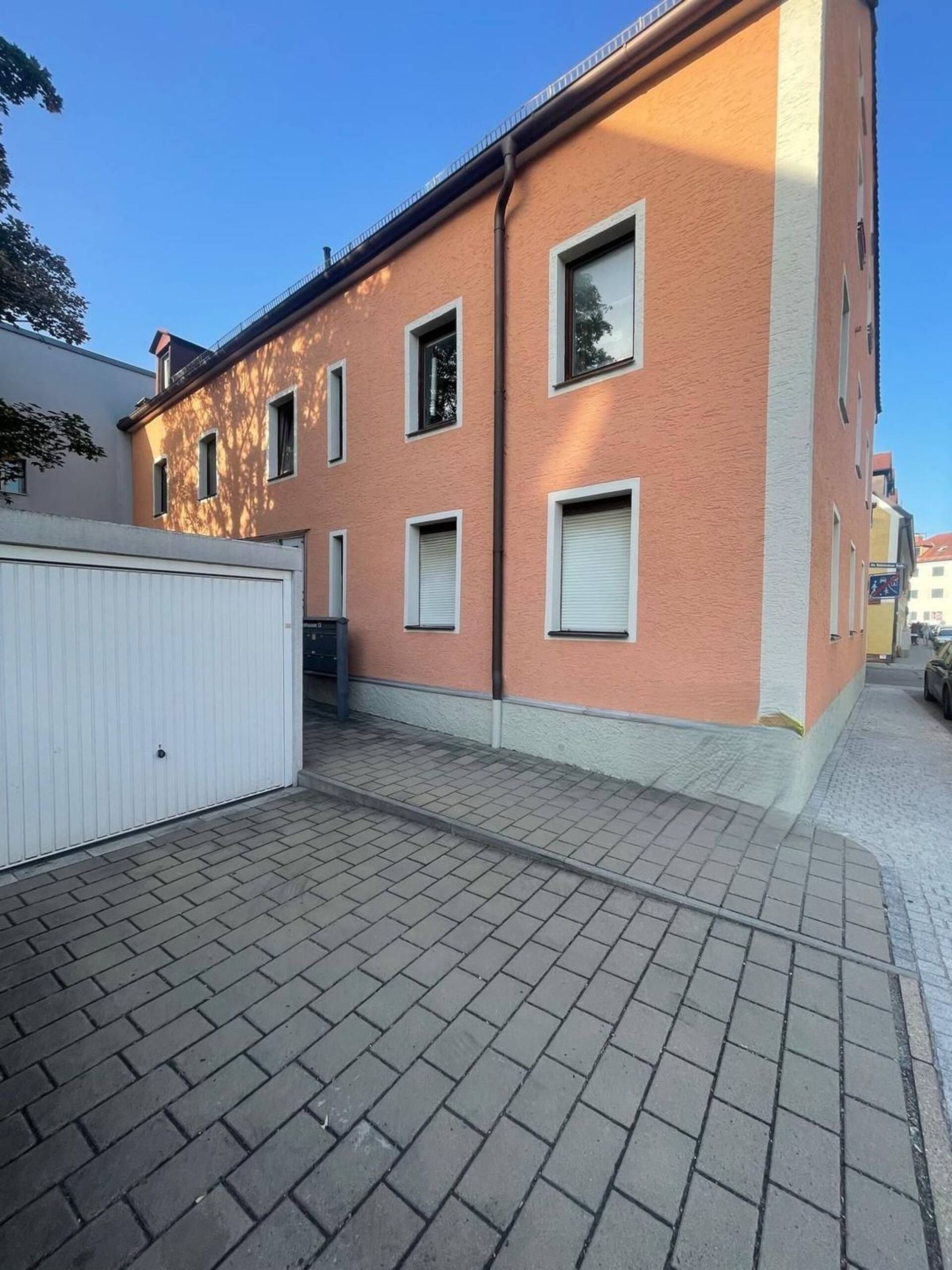 Etagenwohnung in 93059 Regensburg mit 72,98 m² kaufen