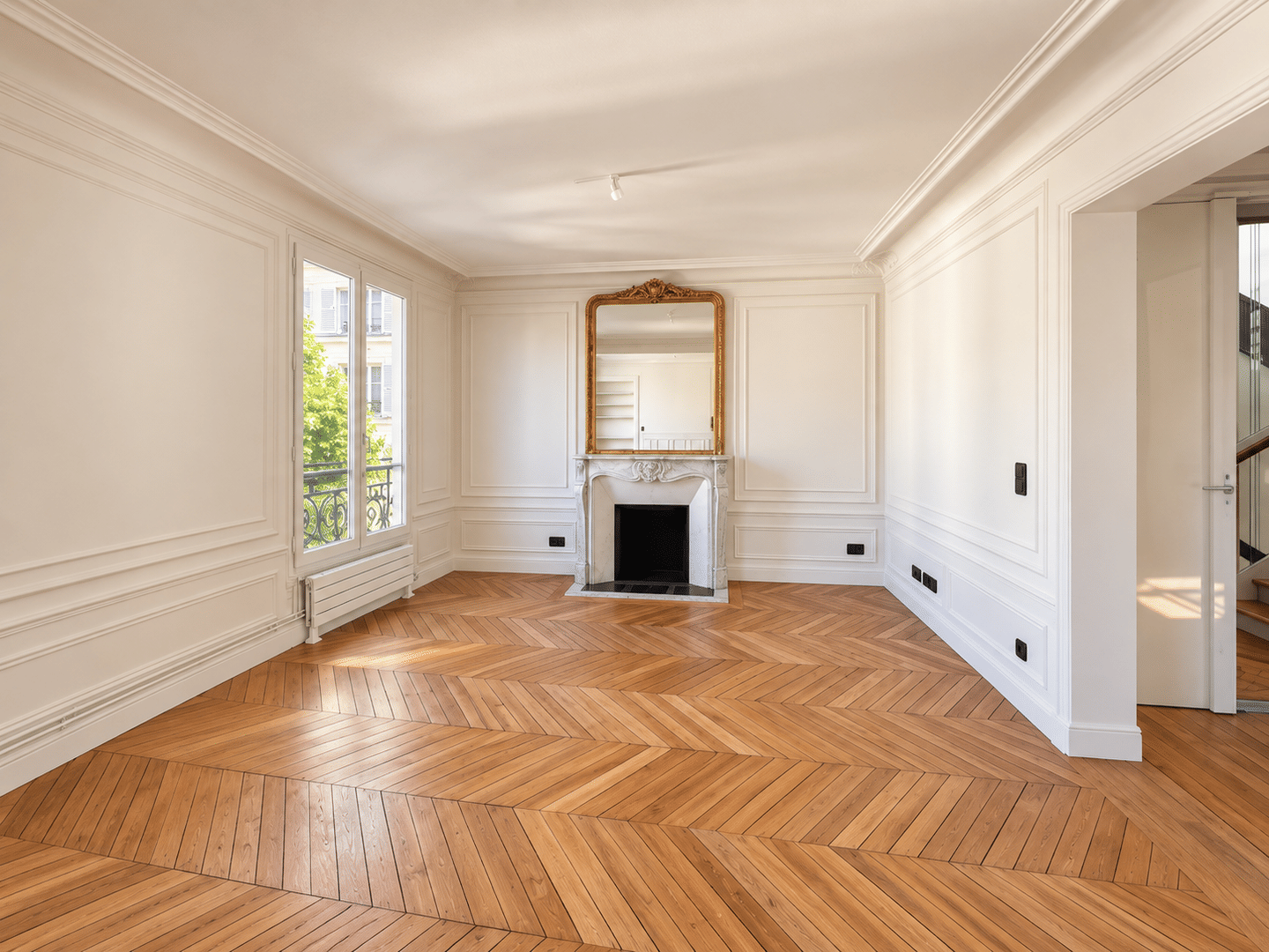 Appartement 3 pièces 84 m² · à Paris 16ème Arrondissement · 83,8 m² · 2 893 €/mois