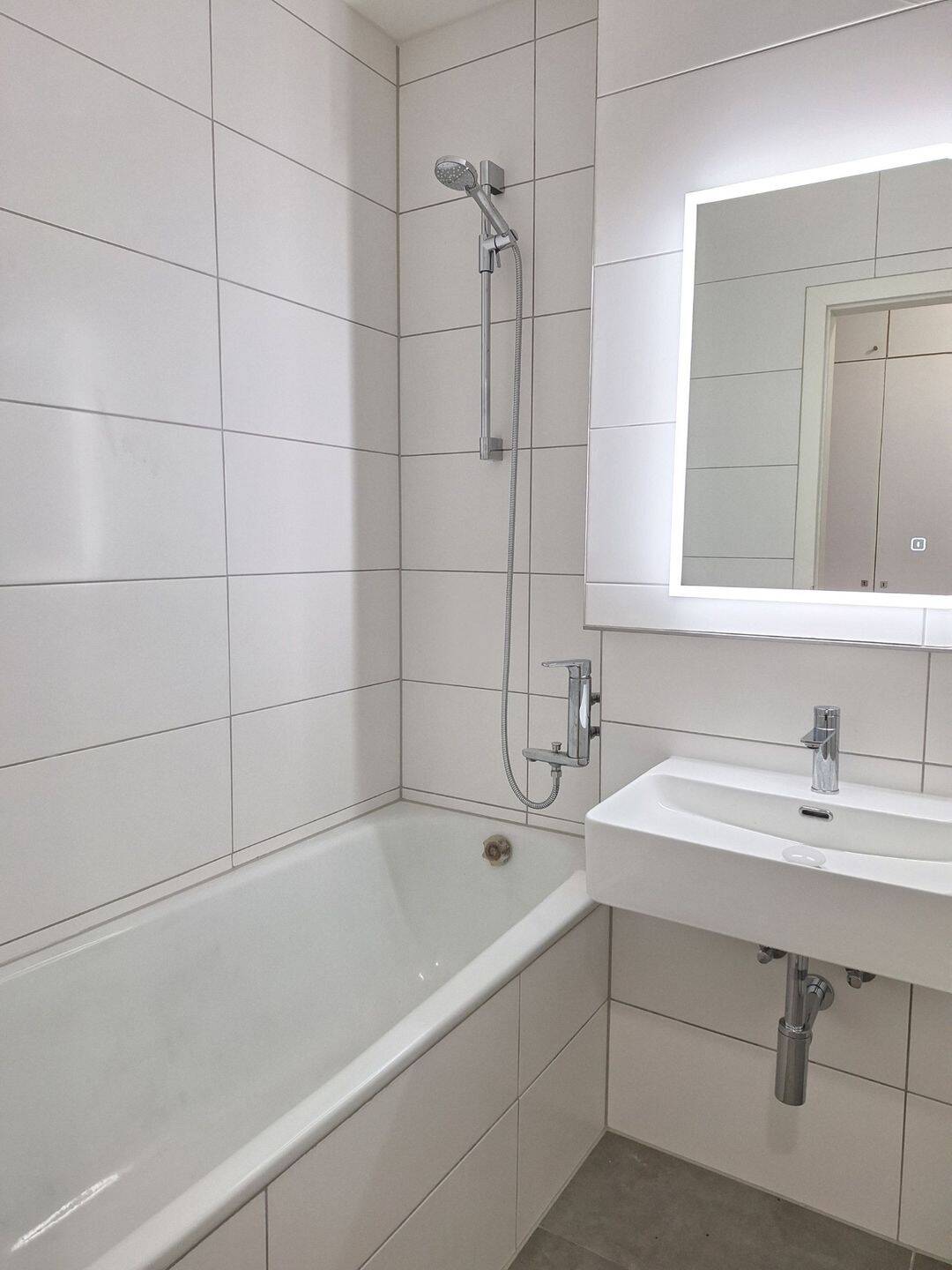 Traumhafte 3-Zimmer-Wohnung in Erlangen mit zwei Balkonen und saniertem Badezimmer