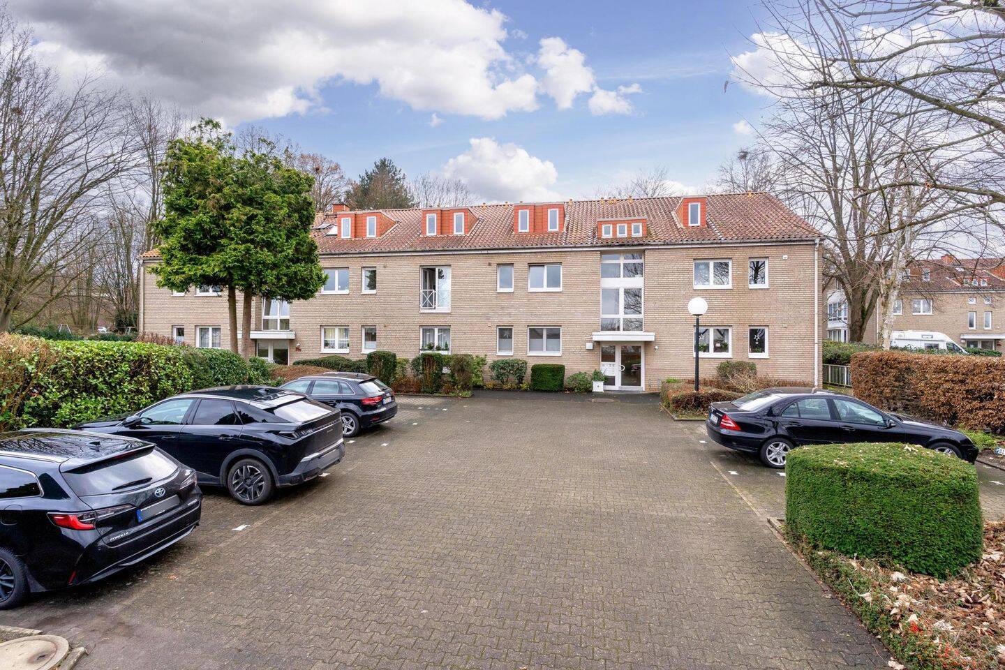 RESERVIERT Toll geschnittene, großzügige ETW in Schildesche mit Stellplatz! – Bielefeld – Vorschaubild 6