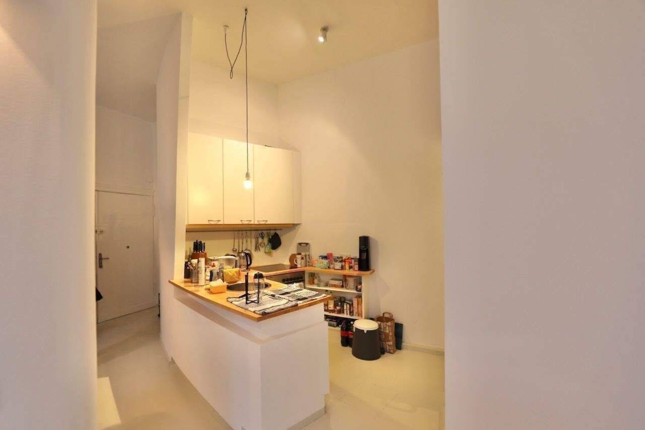 BESTLAGE NÄHE KU´DAMM & LUDWIGKIRCHPLATZ - MODERN MIT ALTBAUCHARME - HELL & RUHIG – Berlin – Vorschaubild 5
