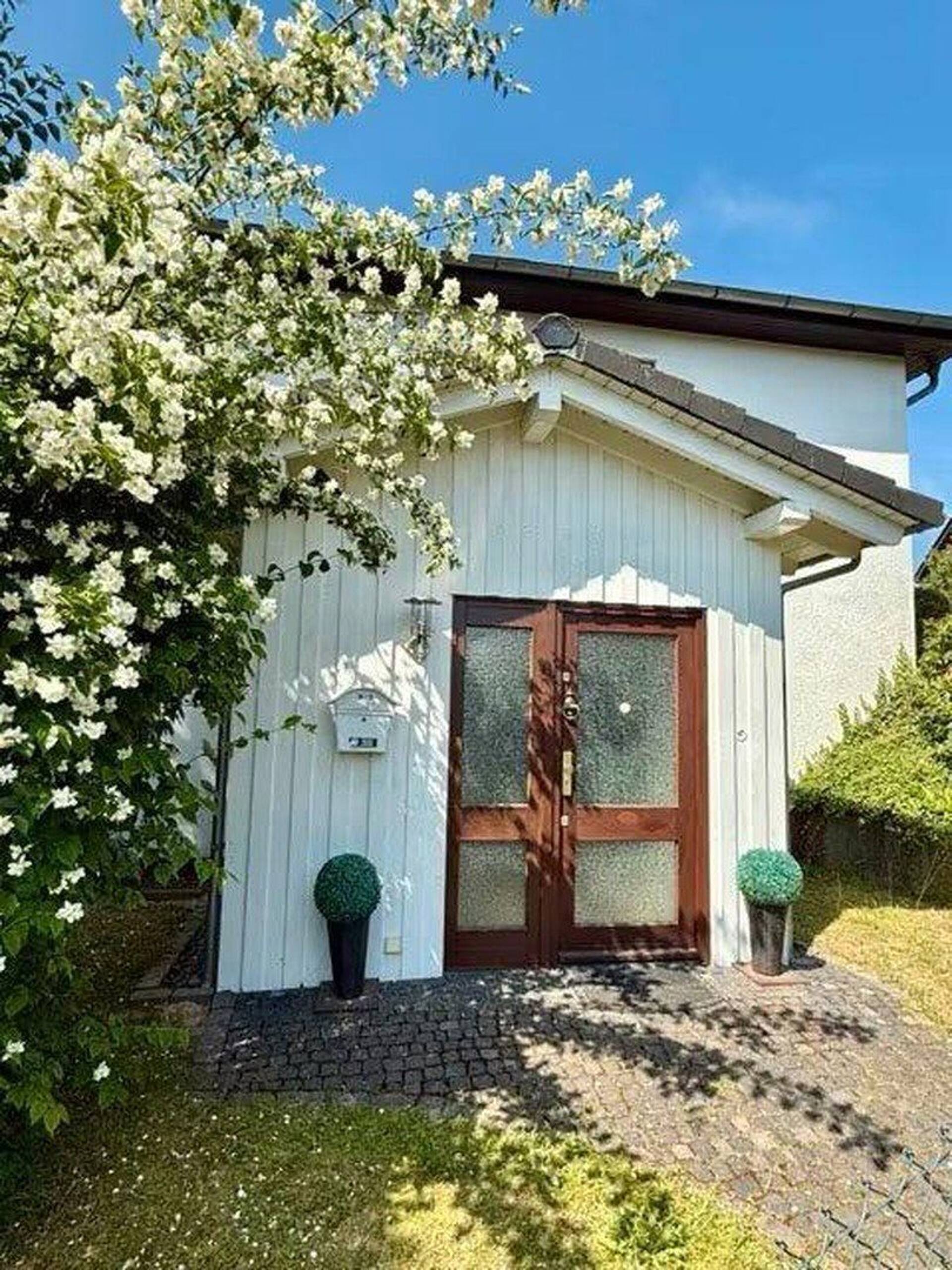 Haus in 35580 Wetzlar mit 219 m² kaufen