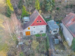 +++ Idyllische Lage am Bach! - Sanierungsbedürftiges Bauernhaus in Cossebaude +++