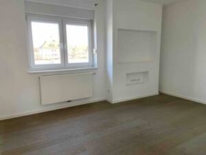 Bezugsfreie 3-Zi-OG Wohnung mit Einbauküche direkt am Nordbahnhof – 85049 Ingolstadt – Vorschaubild 9