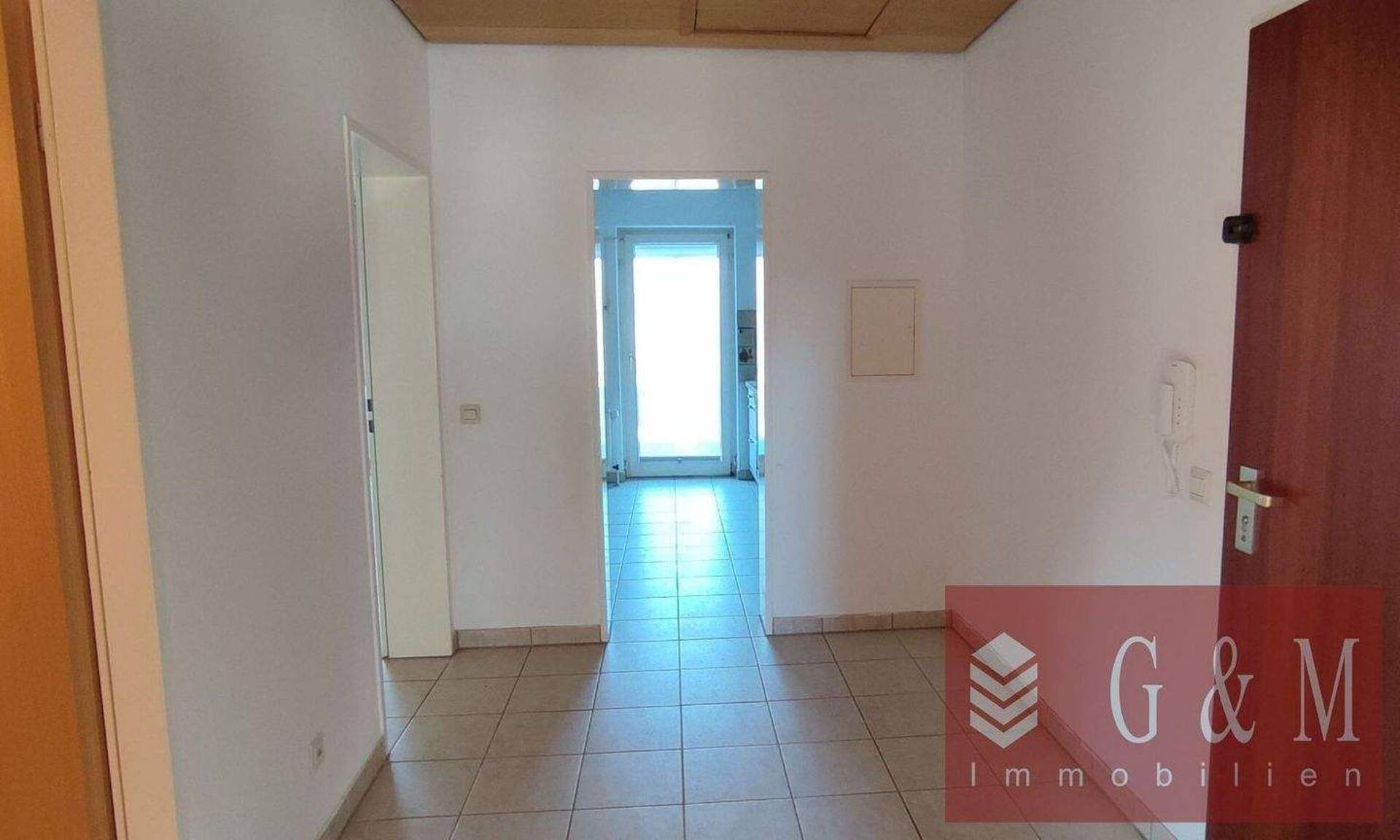 Dachgeschosswohnung in 30659 Hannover mit 70 m² kaufen