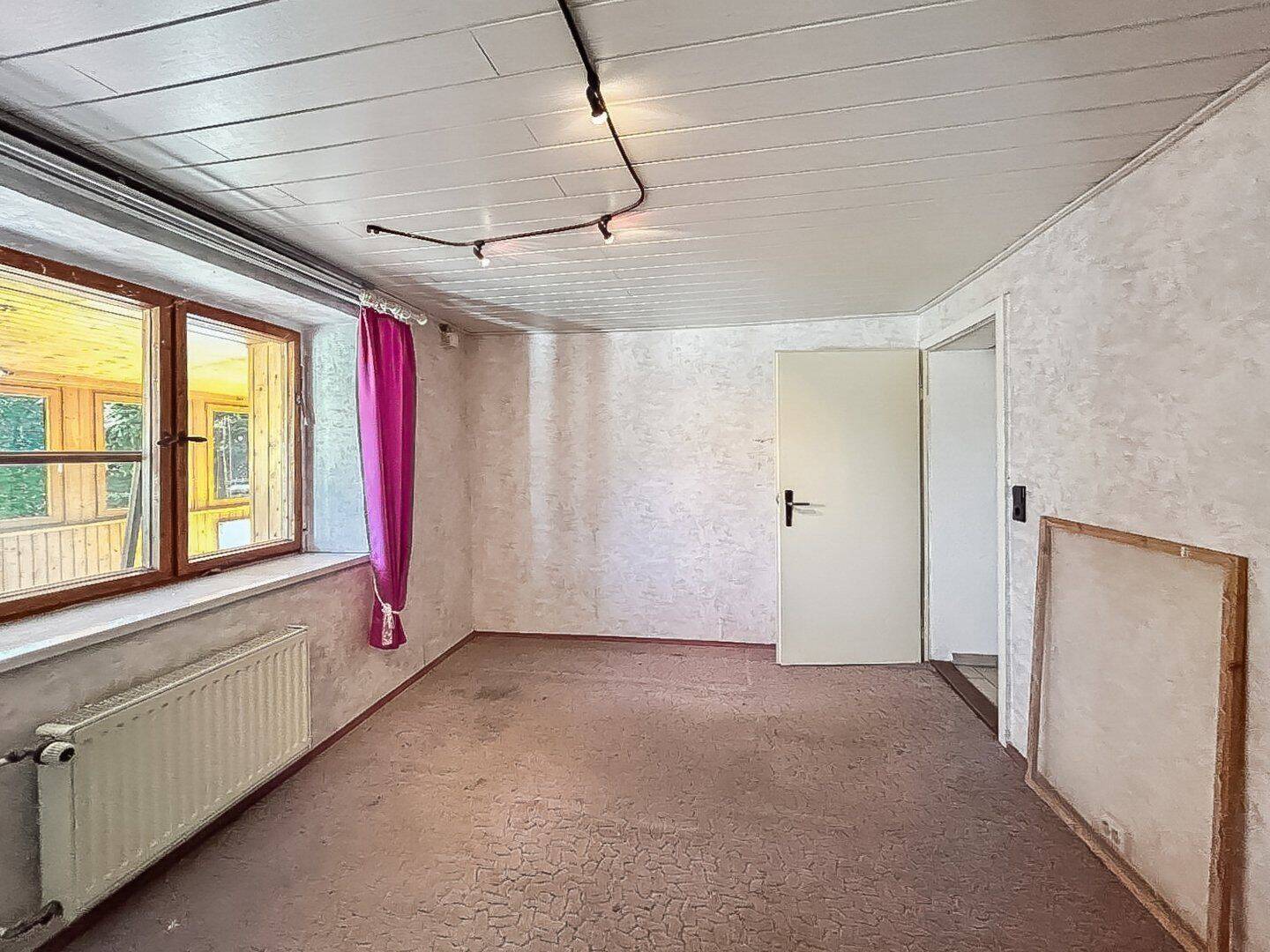 Großzügiges Familienhaus mit Wintergarten und vielseitigen Nutzungsmöglichkeiten in Frohburg – Kohren-Sahlis – Vorschaubild 4