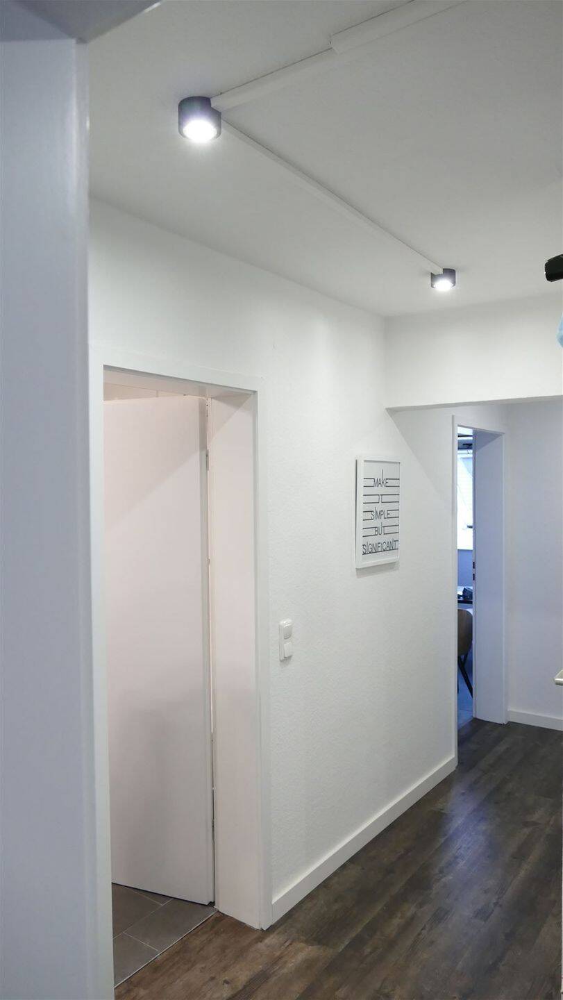 Traumhafte 3-Zimmer Maisonette Wohnung mit Loggia in Hamburg Stellingen, komplett renoviert 2020 – Hamburg – Vorschaubild 7