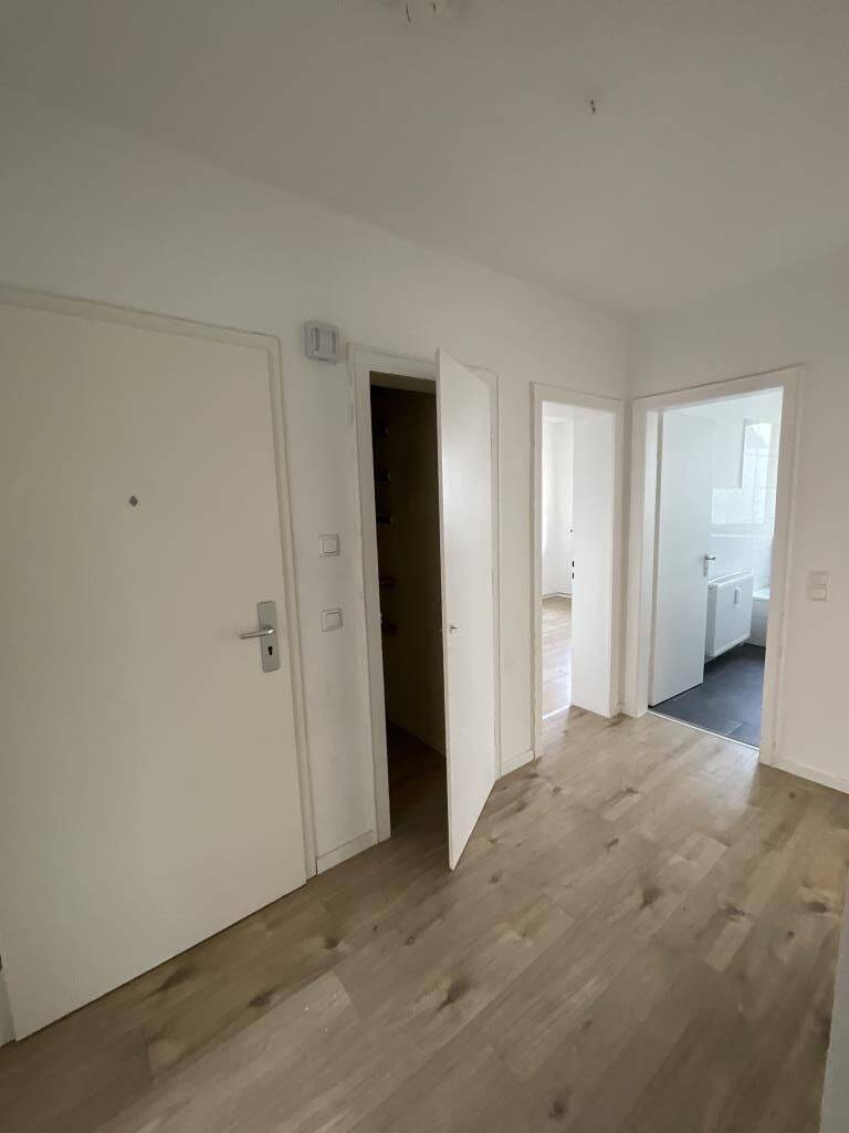 Moderne 3-Zimmer-Wohnung mit hochwertigem Laminatboden in Hagen-Boele – Hagen – Vorschaubild 2