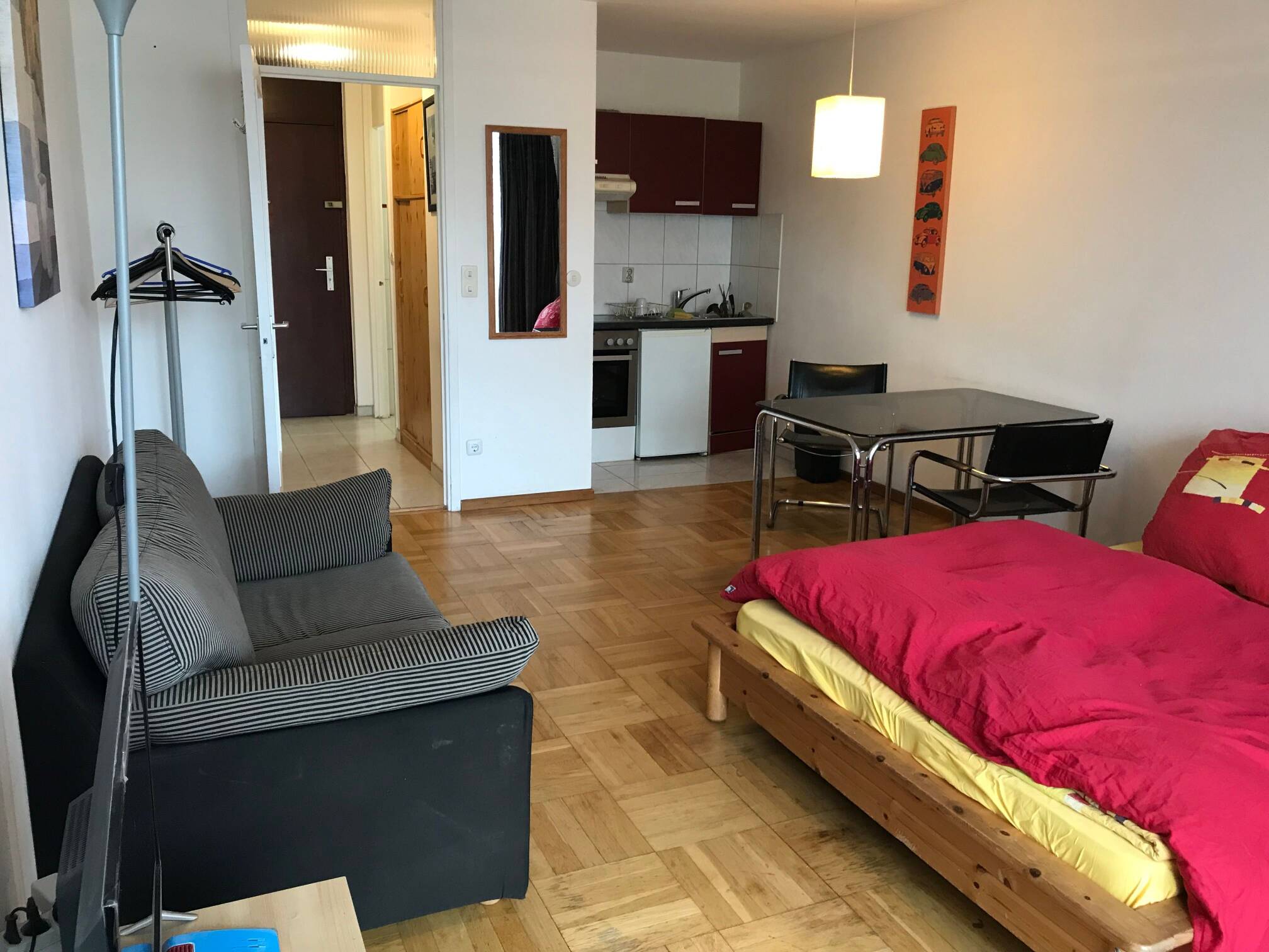 Liebevoll eingerichtetes & neues Apartment in München – München – Vorschaubild 5