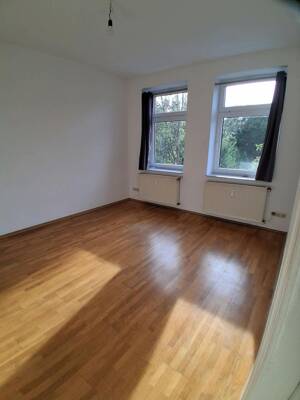 Sehr schöne 2-R -Wohnung im 1.OG.ca.43,00m² mit EBK.in MD -Sudenburg zu vermieten ! – 39112 Magdeburg – Vorschaubild 2