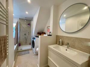 Wunderschöne Maisonette-Wohnung mit viel Raum und sonnigem Balkon – 22453 Hamburg – Vorschaubild 5