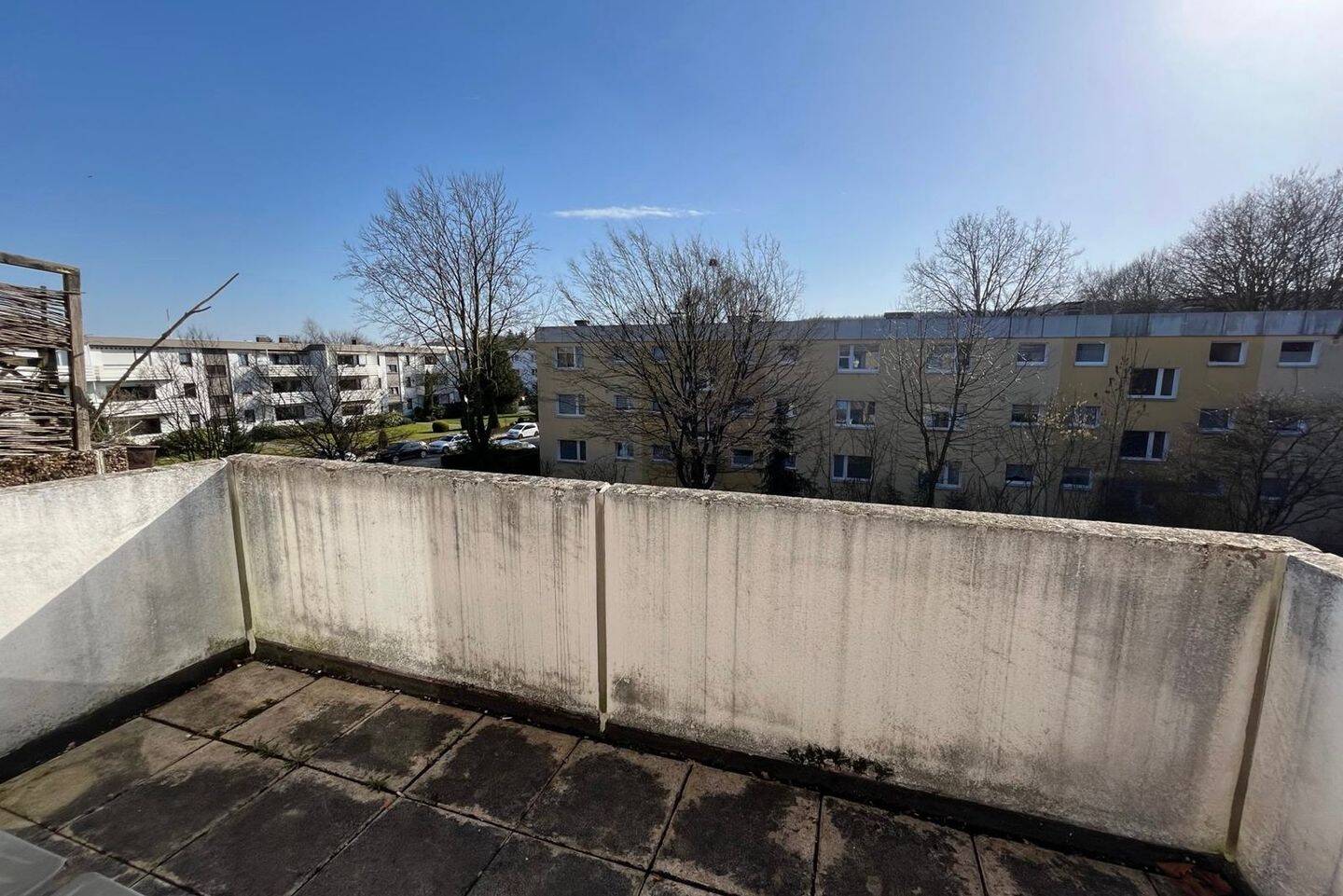 Preiswert: solides Appartement mit Stellplatz & Balkon am Grünzug – Bielefeld – Vorschaubild 4
