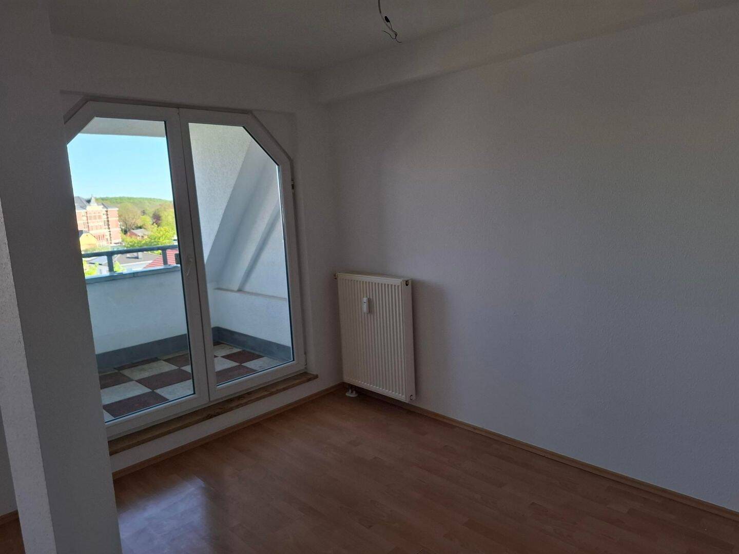 Über den Dächern - offene Dachgeschosswohnung mit 2 Zimmern, Loggia und Dachboden – Leipzig – Vorschaubild 3