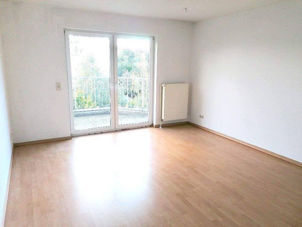!! Einbauküche in 2-Zimmer-Wohnung mit Balkon, Aufzug und TG-Stellplatz !! – Chemnitz – Vorschaubild 4