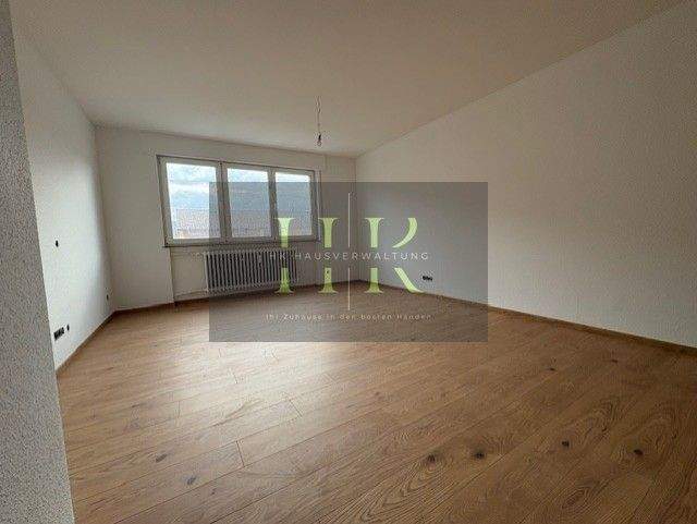 5 Familienhaus mit Ladeneinheit und Ausbaumöglichkeit in Pforzheim – Pforzheim – Bild 1 von 9