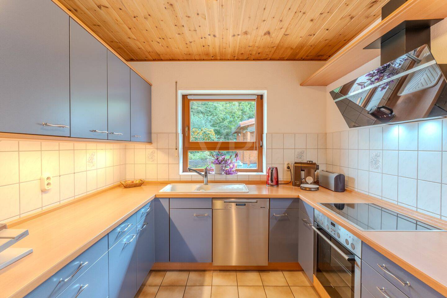 Familienfreundliches Einfamilienhaus mit 5 Zimmern und ruhigem Garten – Berlin – Vorschaubild 7