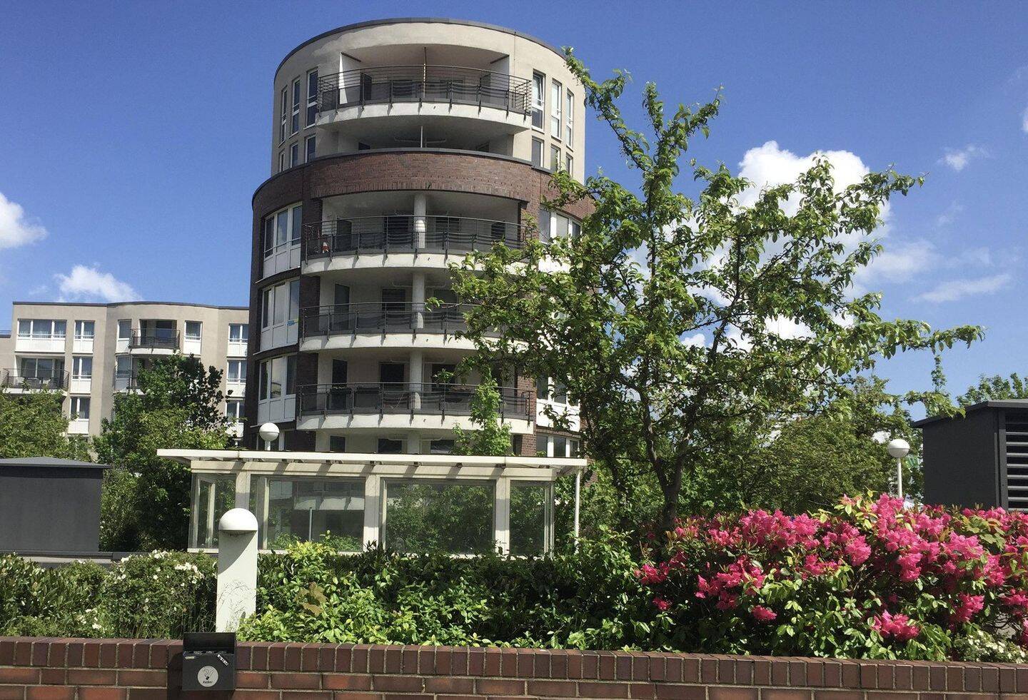 Loft an der Elbe mit Balkon und Blick auf den Elbtower, neben Hafencity – Hamburg – Vorschaubild 2