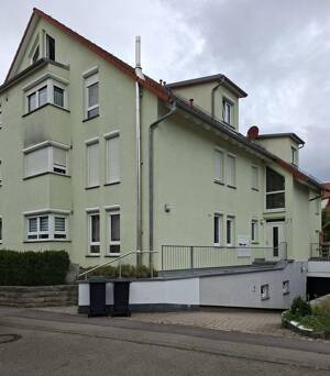 Eigentumswohnung mit Terrasse, Garten und Tiefgaragenstellplatz