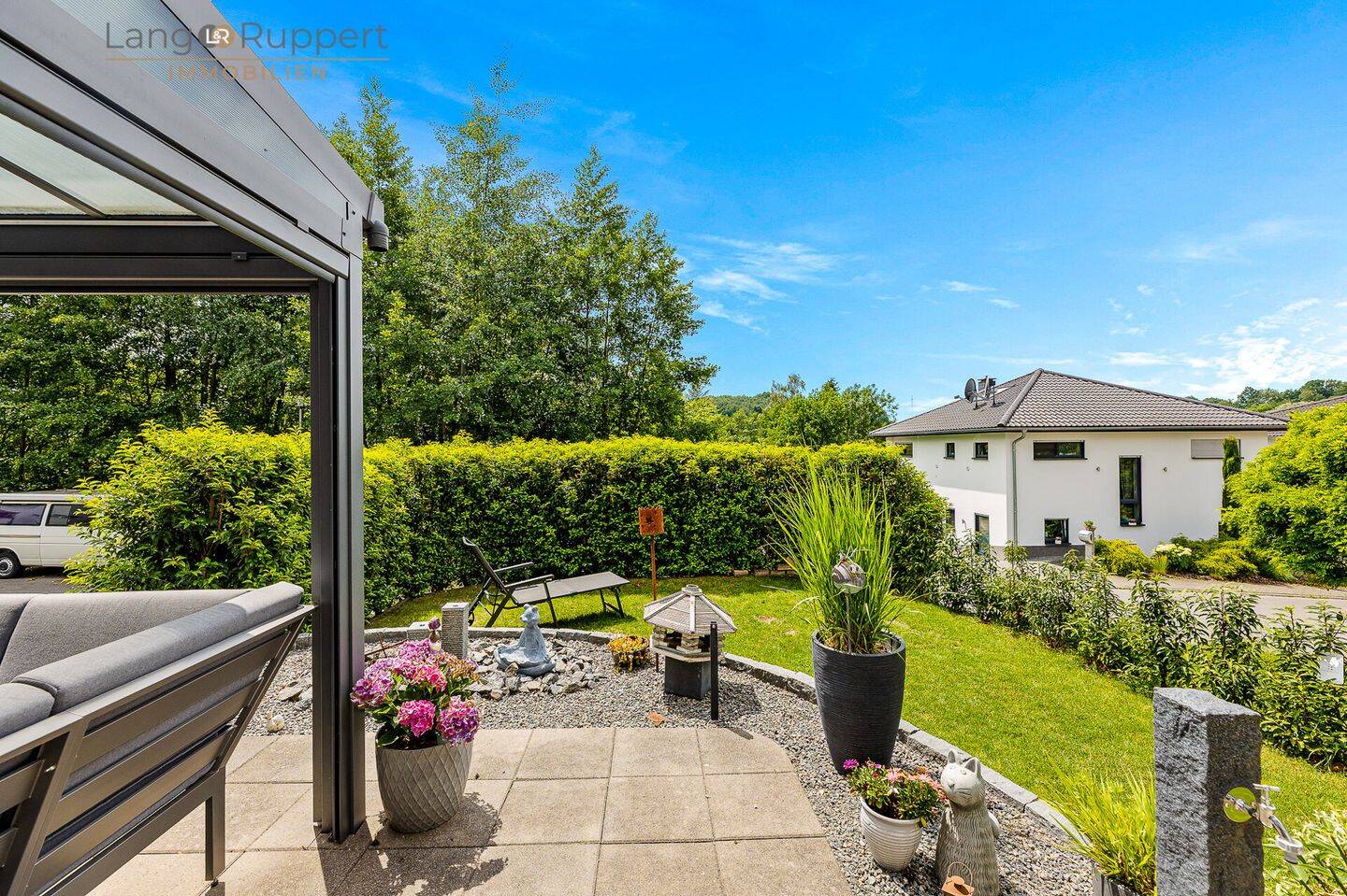 Modernes Wohnen im Grünen - EFH mit Garten, Terrasse und PV-Anlage – Fürth – Vorschaubild 8