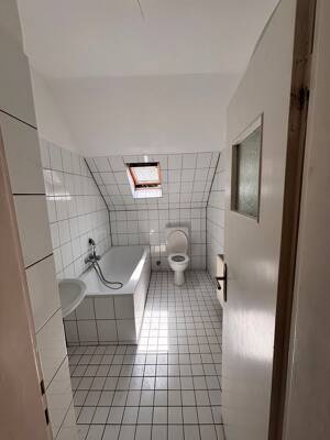 Freundliche und helle 2,5 RW in GE-Buer