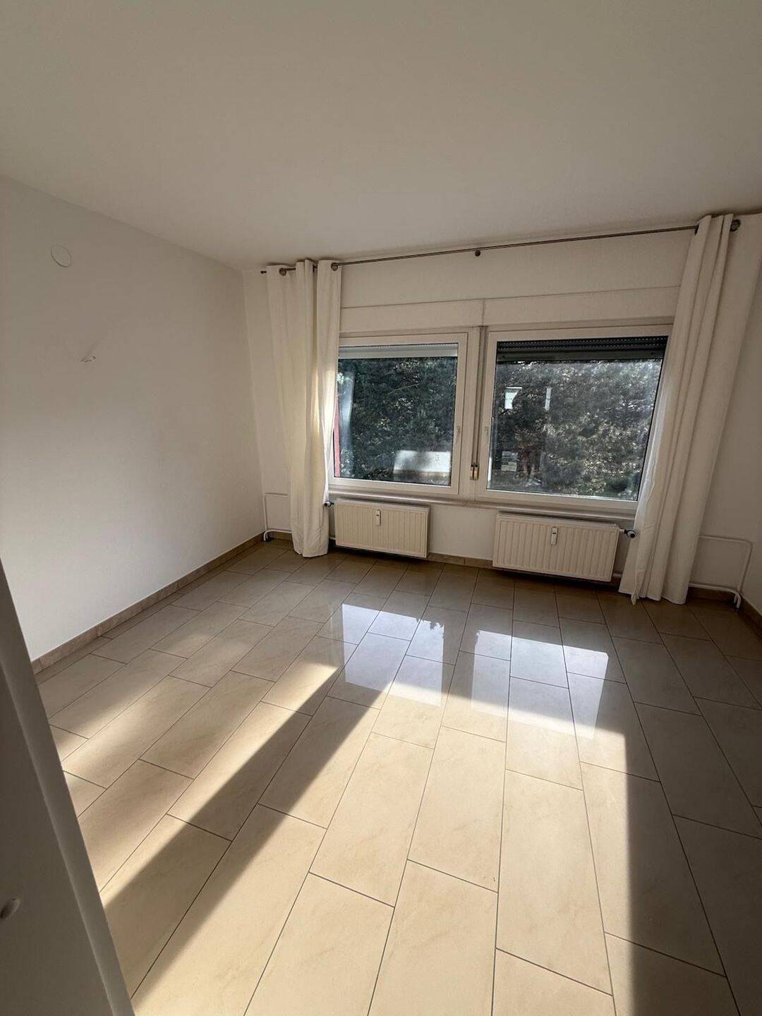 Moderne 3,5 Zimmer-Wohnung in Wolfsburg – Wolfsburg – Vorschaubild 5