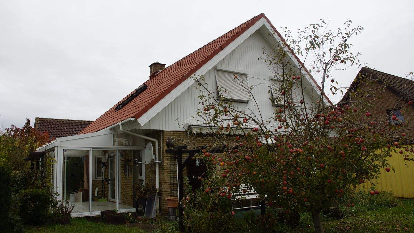 Charmantes Einfamilienhaus mit Wintergarten und Garage in Brieselang – Ihr neues Zuhause – Brieselang – Bild 1 von 9