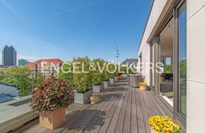Ganz oben zuhause - lichtdurchflutete Endetage mit Dachterrasse. – 20148 Hamburg – Vorschaubild 3