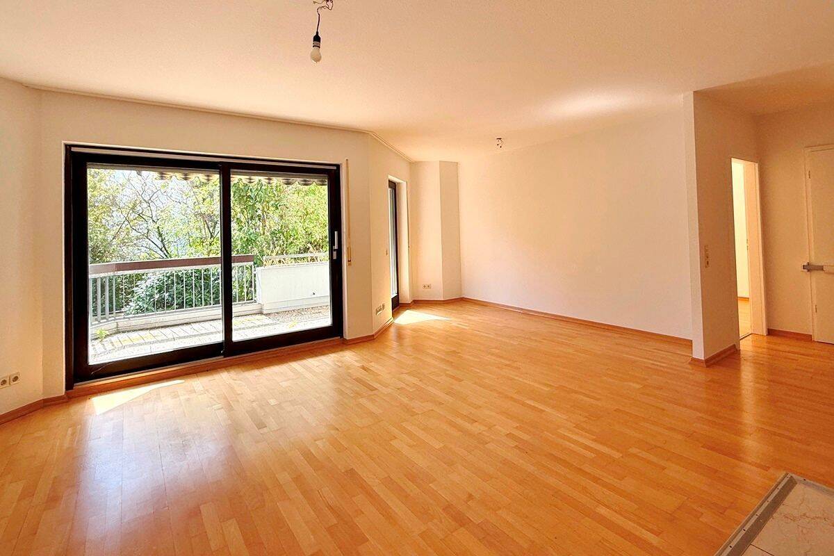 Hochwertige 3-Zimmer-Wohnung mit zwei Balkonen in begehrter Lage von Frankfurt-Sachsenhausen – 60599 Frankfurt am Main – Bild 1 von 9