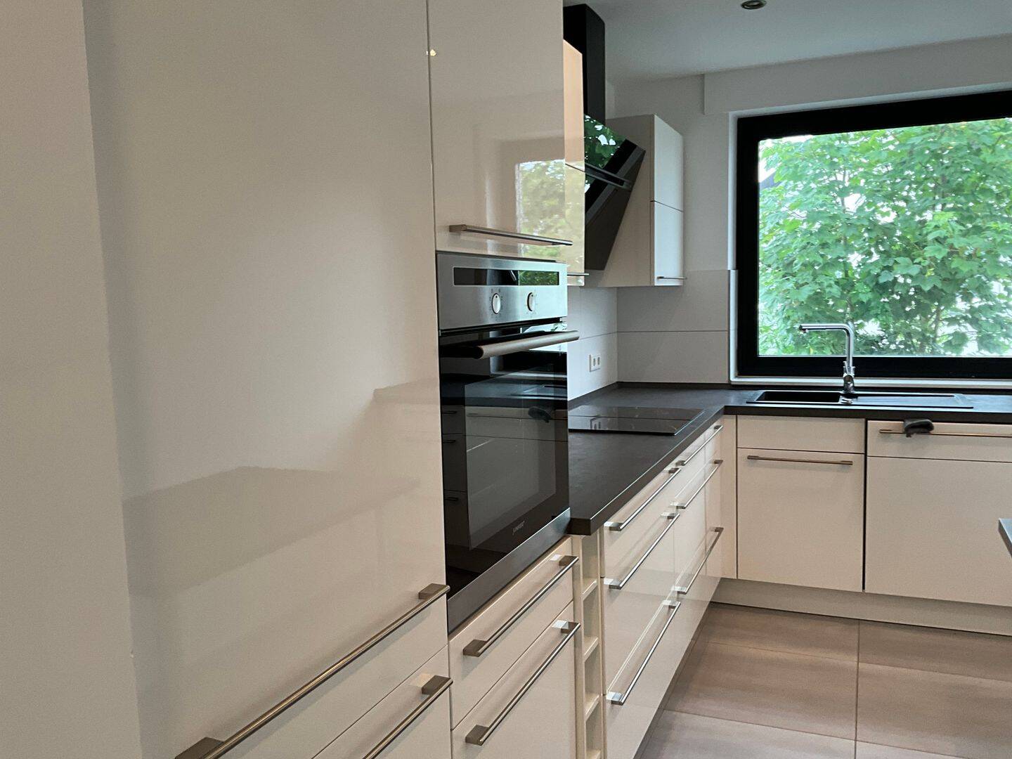 Tolle 3 Zimmer Wohnung mit Balkon, inkl. Garage und Einbauküche und freiem Bezug Nähe Rubbenbruchsee – Osnabrück – Vorschaubild 5