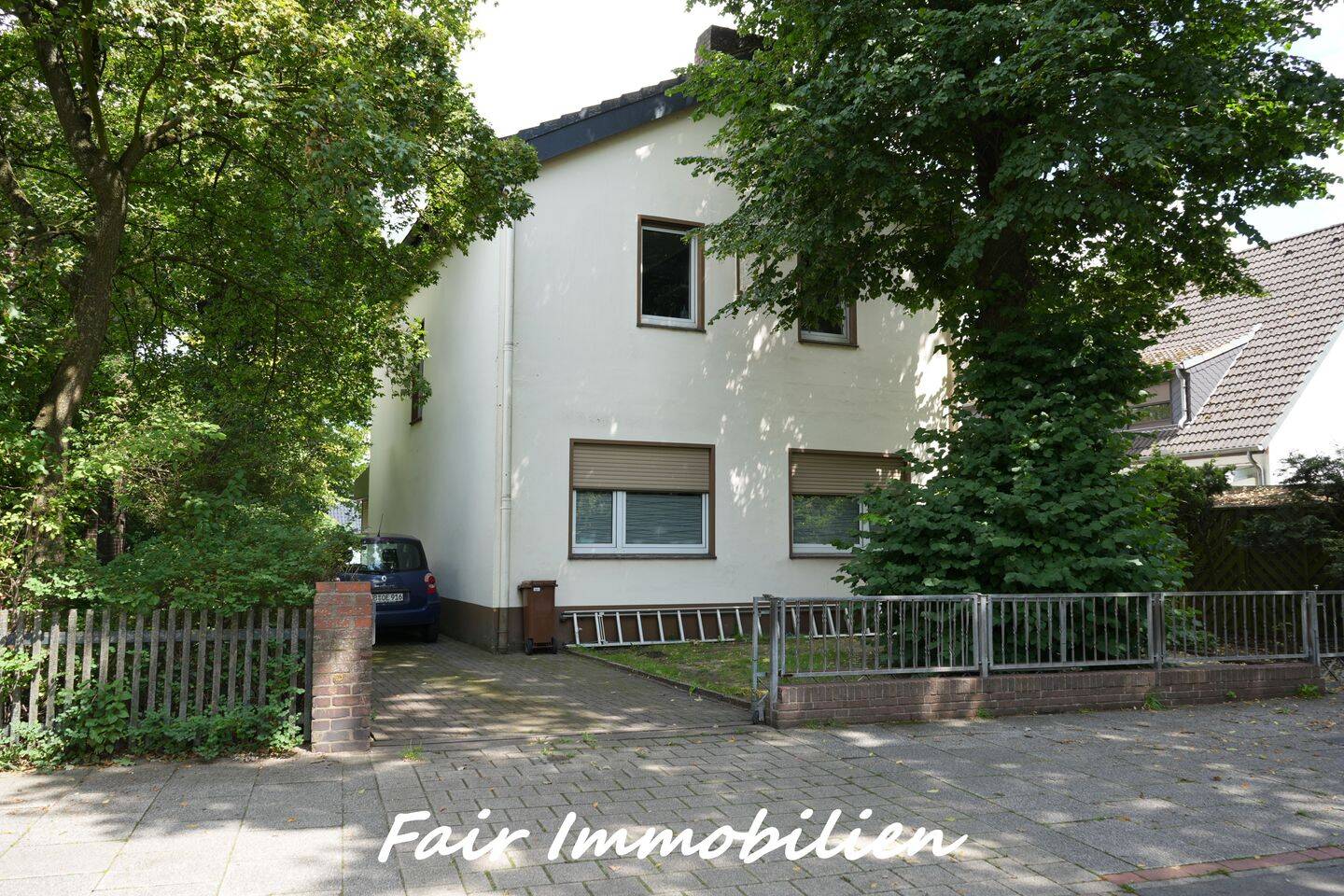 GRÖPELINGEN- OSLEBSHAUSEN | Modernisierungsbedürftiges Einfamilienhaus in zentraler Lage