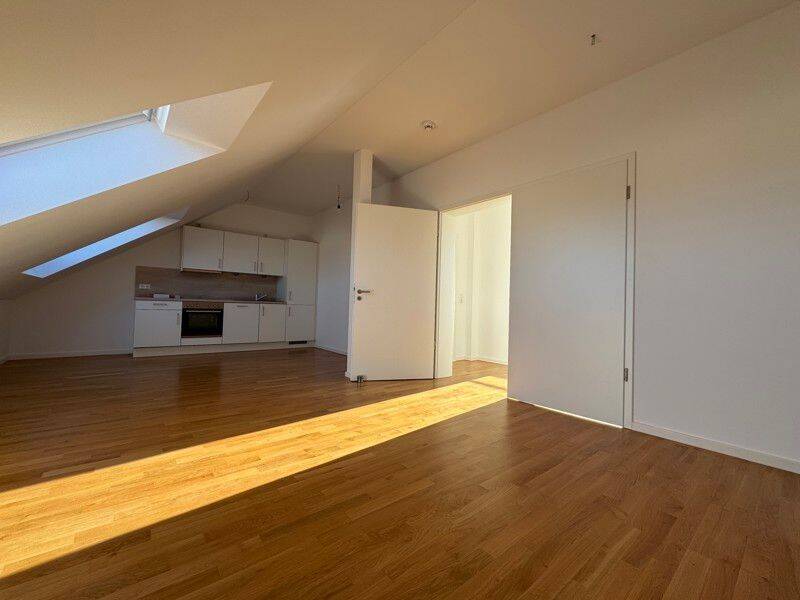 Schicke 3-Zimmer-Wohnung im Neubau mit Dachterasse, EBK und Tageslichtbad mit Dusche + Wanne