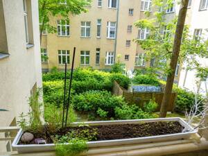 Vermietete 2-Zimmer-Altbauwohnung nahe Olivaer Platz - Kapitalanlage in Berlin-Wilmersdorf – 10707 Berlin – Vorschaubild 5