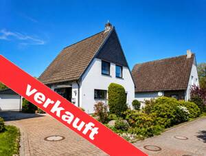 !! Schönebeck- Gepflegtes Einfamilienhaus in Sackgassenlage mit Garage und Vollkeller !!