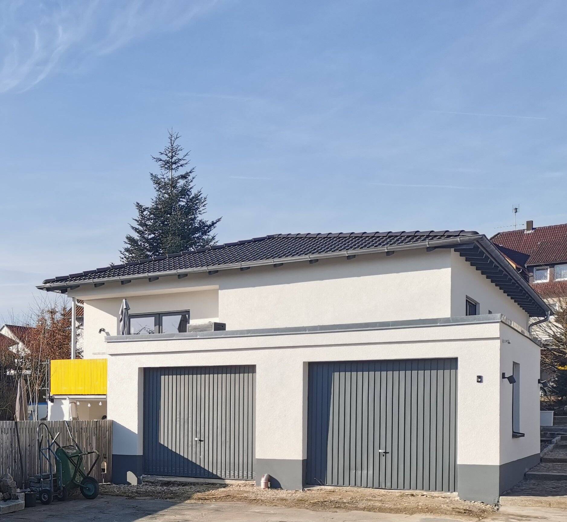 Großzügiges Einfamilienhaus / schick und top saniert / zum Kauf – Schnaittach – Bild 1 von 9