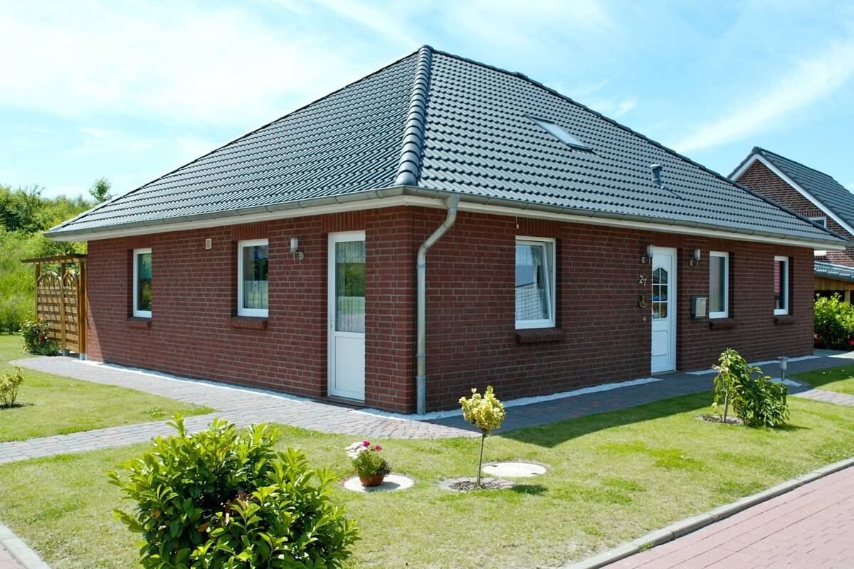 Bungalow nach Ihren Wünschen inkl. Grundstück in Kronsforde mit Blick ins Grüne – 23560 Lübeck – Bild 1 von 2