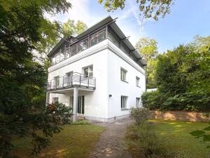 Außergewöhnliche Stadtvilla mit architektonischer Geschichte in Nürnberg-Erlenstegen – 90491 Nürnberg – Vorschaubild 2