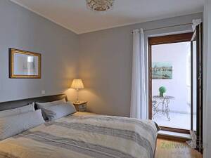 (EF0780_M) Dresden: Innere Altstadt, möbliertes 2-Zi-City-Apartment mit WLAN, Service, Loggia, TG-Stellplatz möglich – 1067 Dresden – Vorschaubild 5