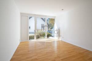 MÜNCHNER IG: Stilvolle Maisonettewohnung plus Hobbyraum mit Garten in begehrter & ruhiger Wohnlage! – 81477 München – Vorschaubild 3