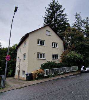 Solides Vierfamilienhaus als Kapitalanlage