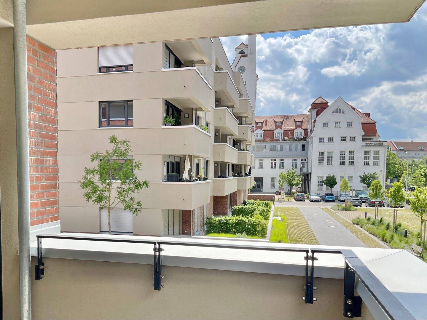 helle 1,5 Zimmer Wohnung, inkl. separater Küche, Bad mit Tageslicht – Nürnberg – Vorschaubild 3