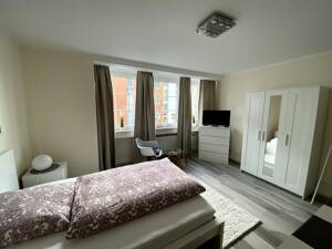 Schöne Single Wohnung (möbliert) nähe Hauptbahnhof – 40233 Düsseldorf – Vorschaubild 2