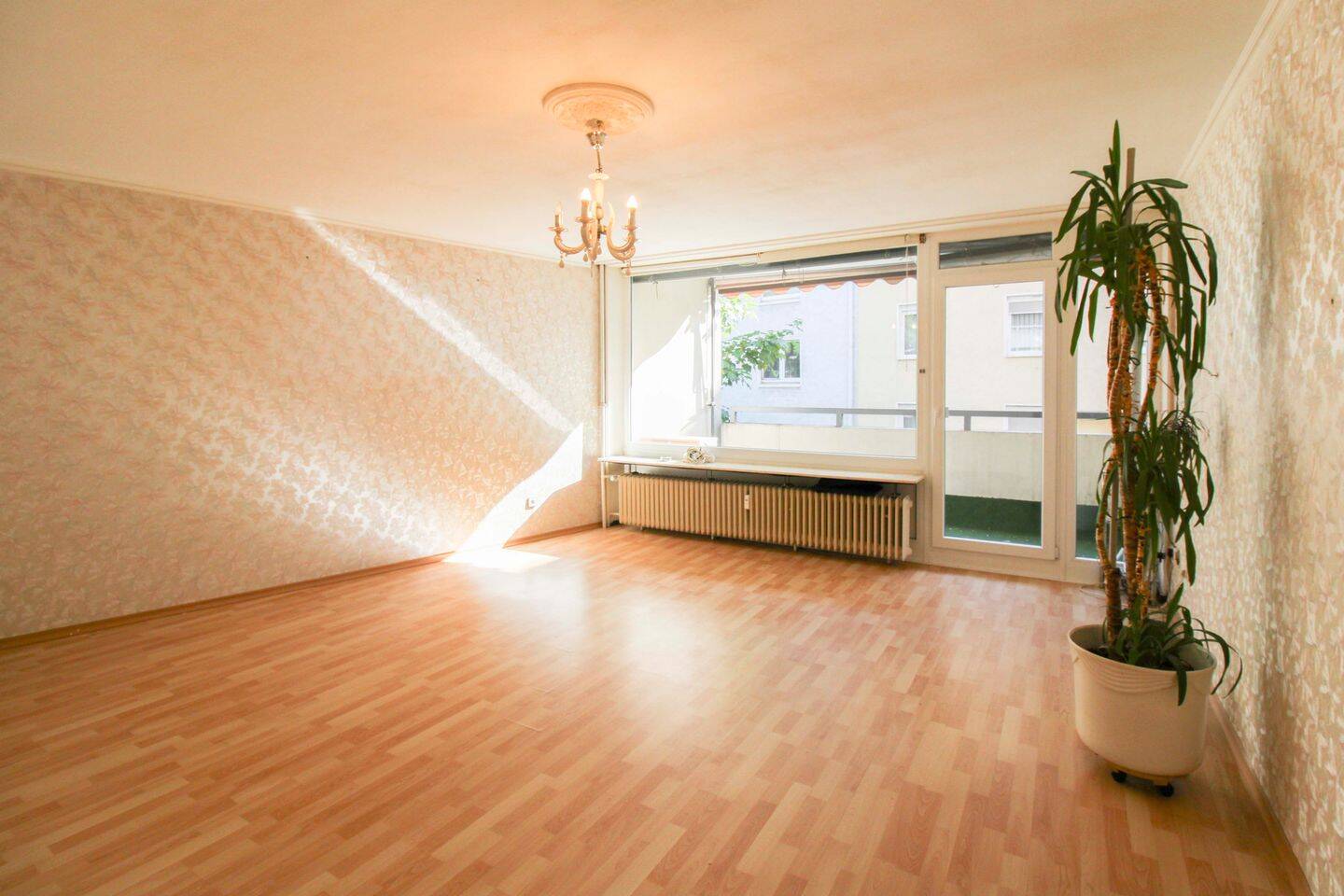 Charmante 2-Zimmer-Wohnung mit Loggia in Citylage – Wuppertal – Vorschaubild 4