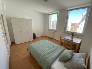 Möbliertes 1-Zimmer-Apartment – Nur 300m zur U-Bahn – 90763 Fürth – Vorschaubild 2