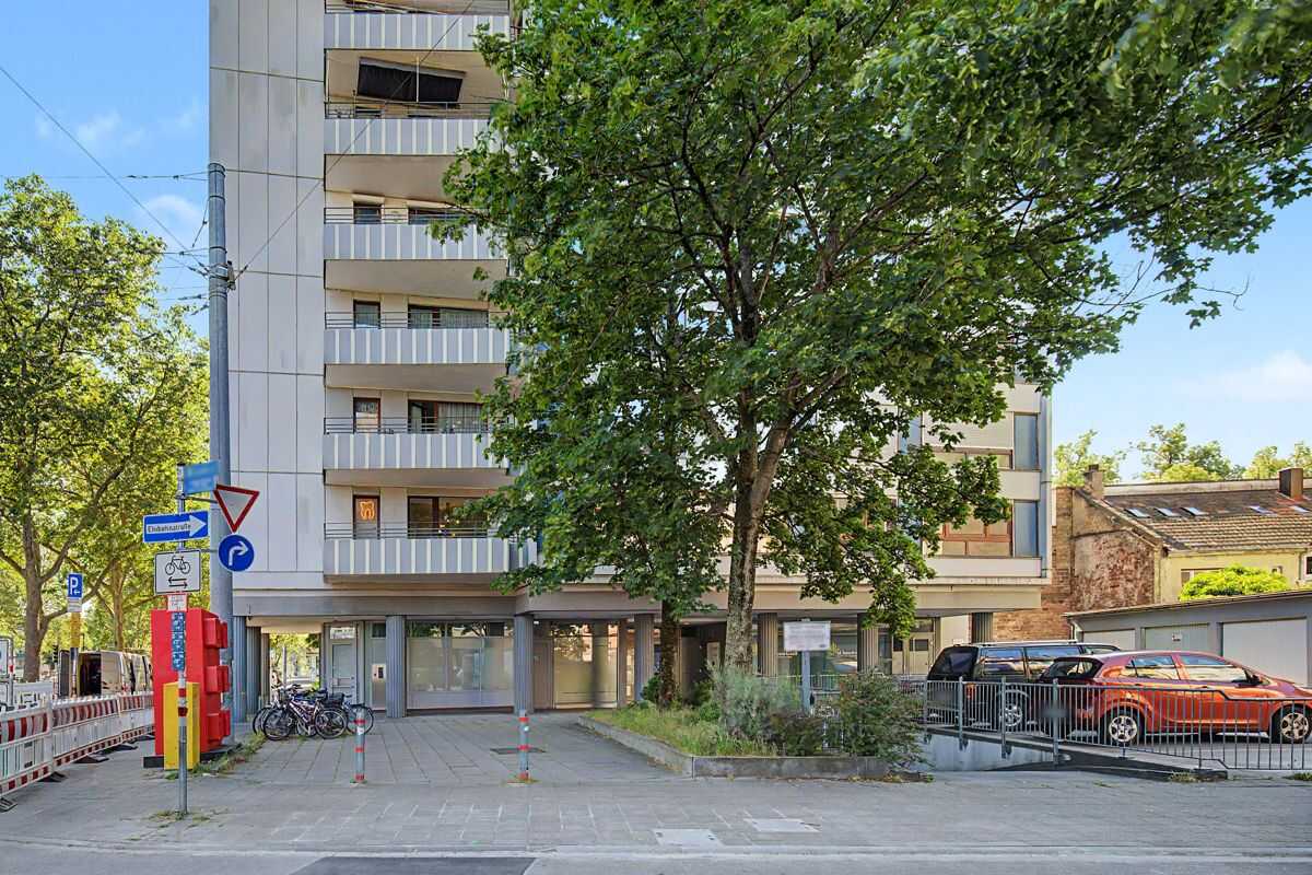 Modernisierte 3-Zimmer-Kapitalanlage in zentraler Top-Lage von Karlsruhe! – Karlsruhe – Vorschaubild 2