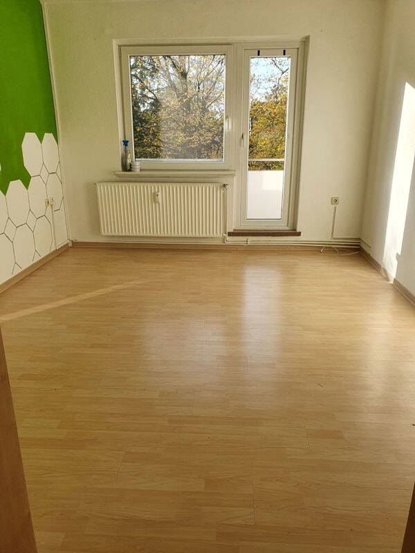 Provisionsfrei - 3 ZKB-Balkon in ruhiger Wohnlage - zu Fuß zur Nord-West-Bahn – Bremen – Vorschaubild 2