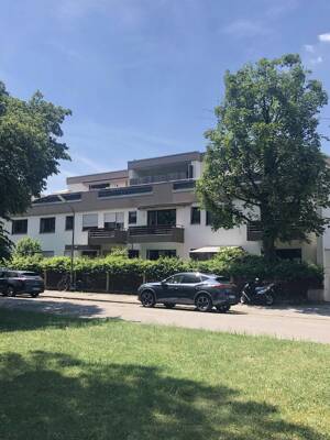 Helle 2-Zimmer-Wohnung, ruhige Lage in Moosach, Balkon mit Blick ins Grüne, möbliert übernehmbar – 80992 München – Vorschaubild 2