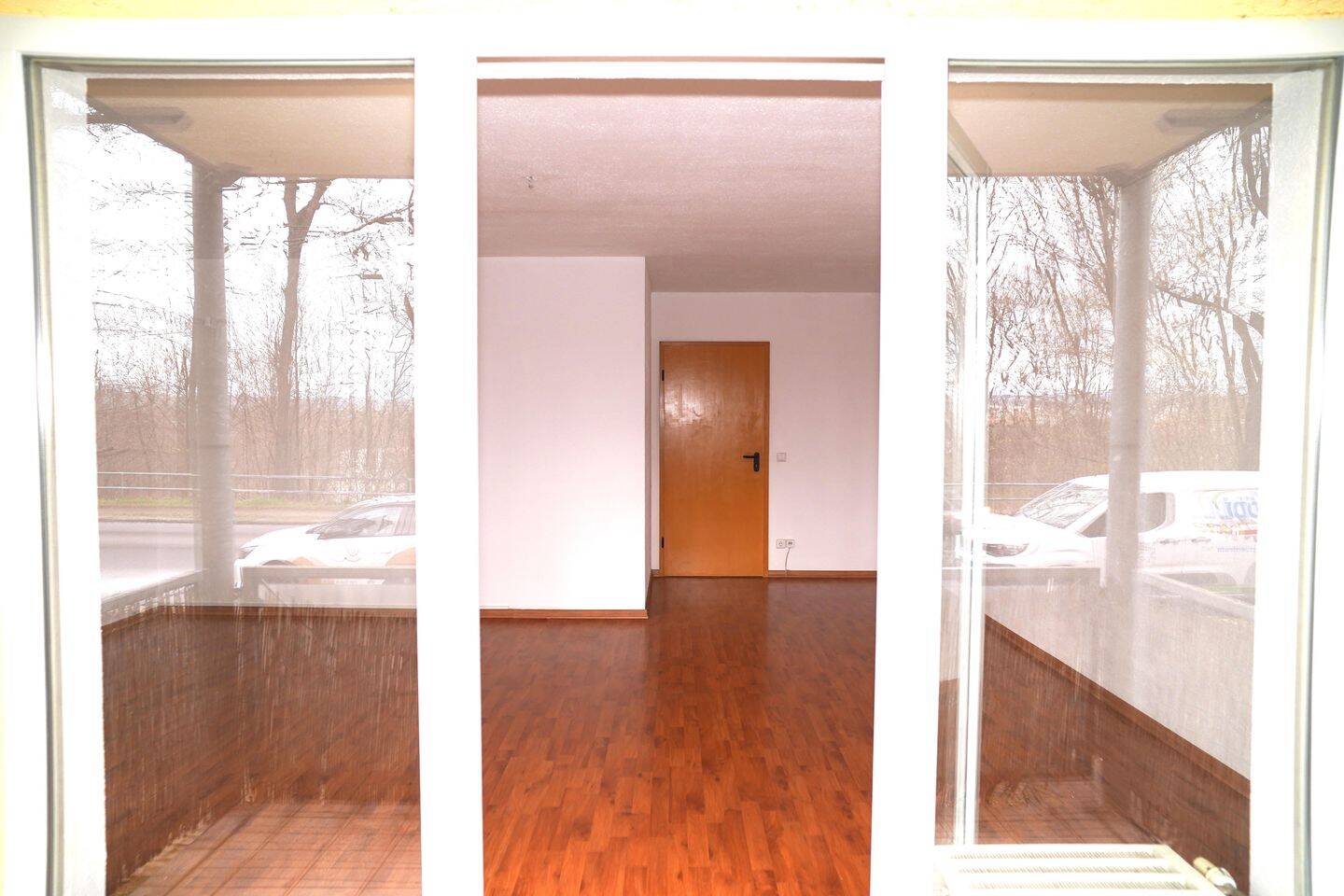 Ruhige Stadtparkoase mit Balkon und TG-Stellplatz – Chemnitz – Vorschaubild 8