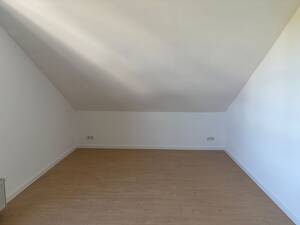 Helle & charmante Dachgeschosswohnung – 82 m² – sofort bezugsfrei – 33104 Paderborn – Vorschaubild 3